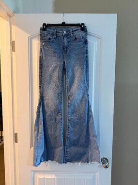 American Eagle Festival Flare Jeans